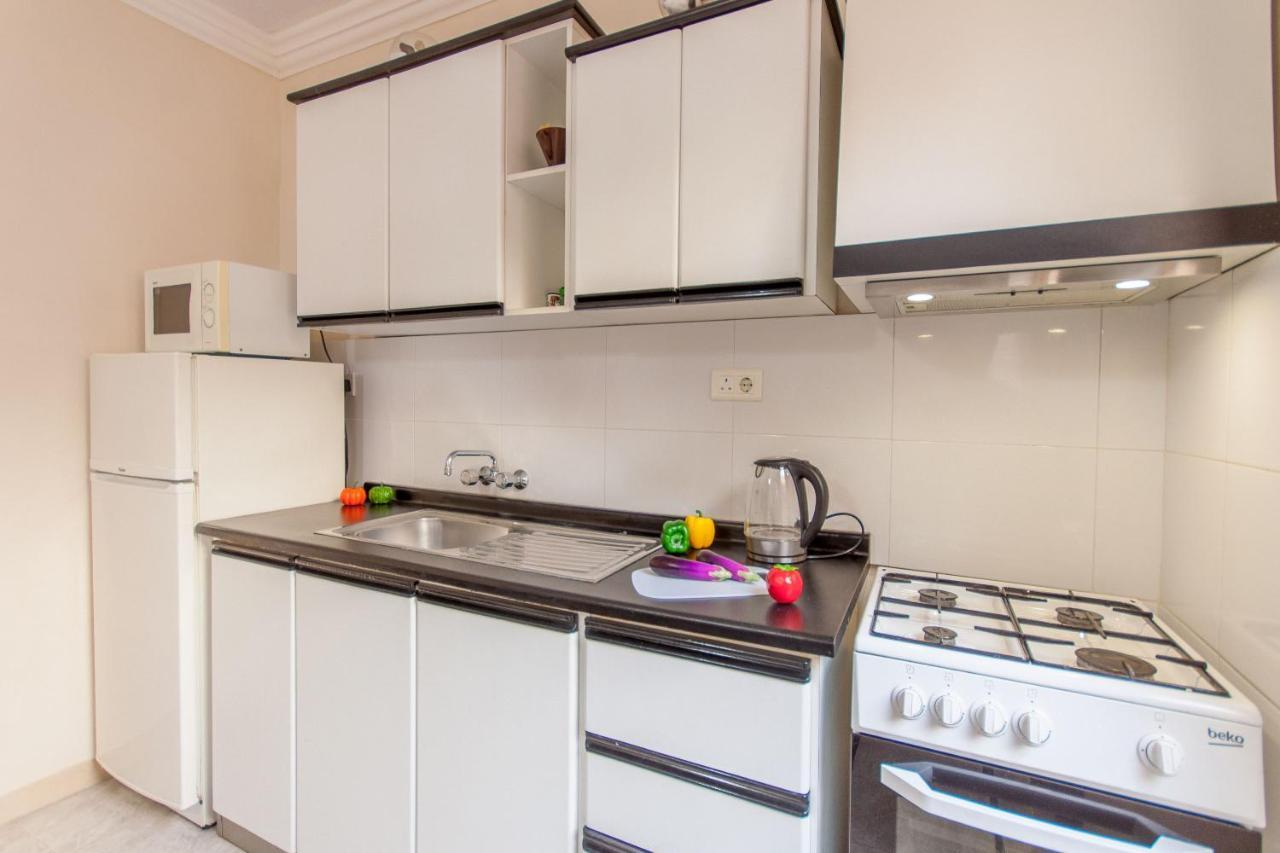 Pool & Sea Merill Apartments Mellieha Ngoại thất bức ảnh