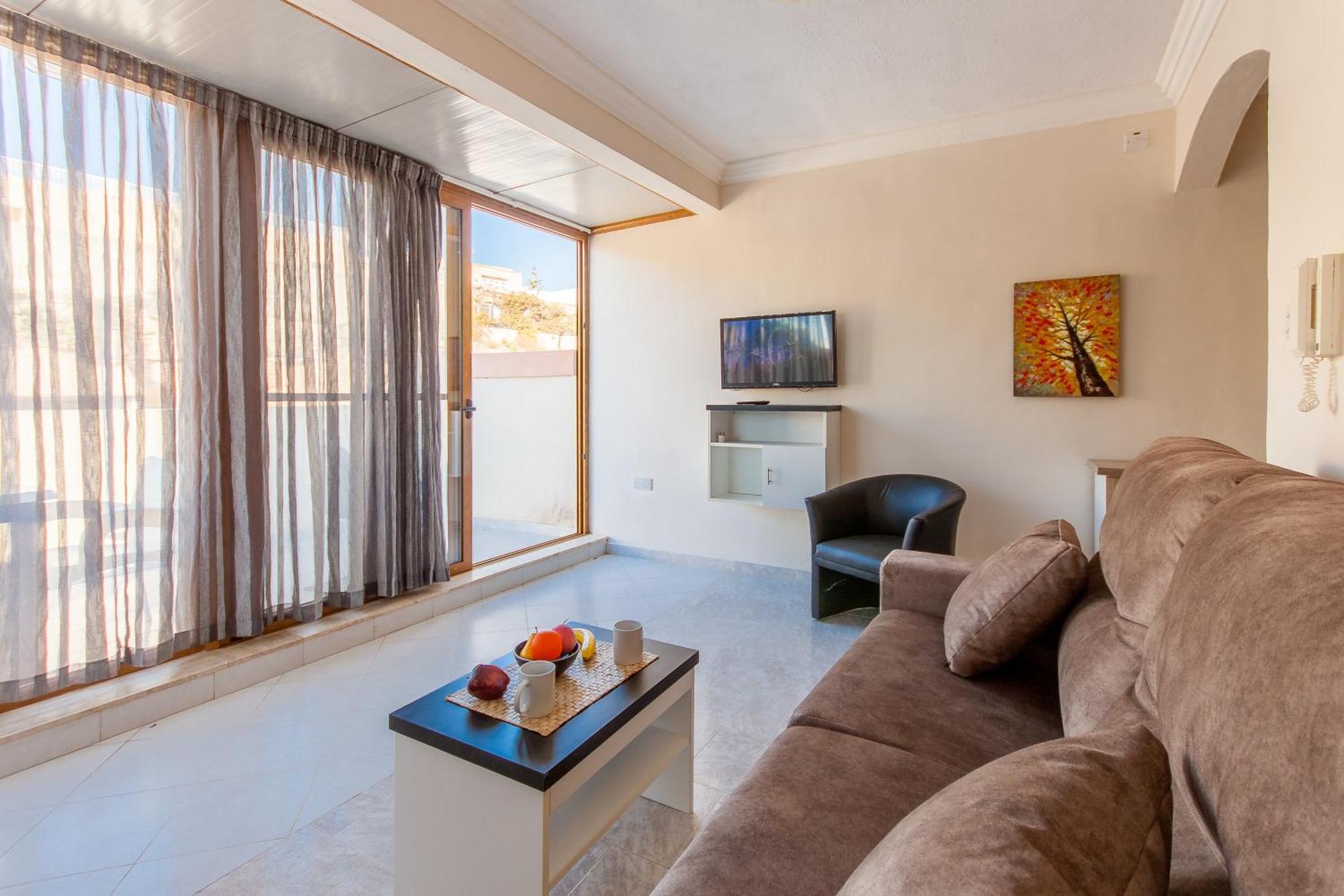 Pool & Sea Merill Apartments Mellieha Ngoại thất bức ảnh