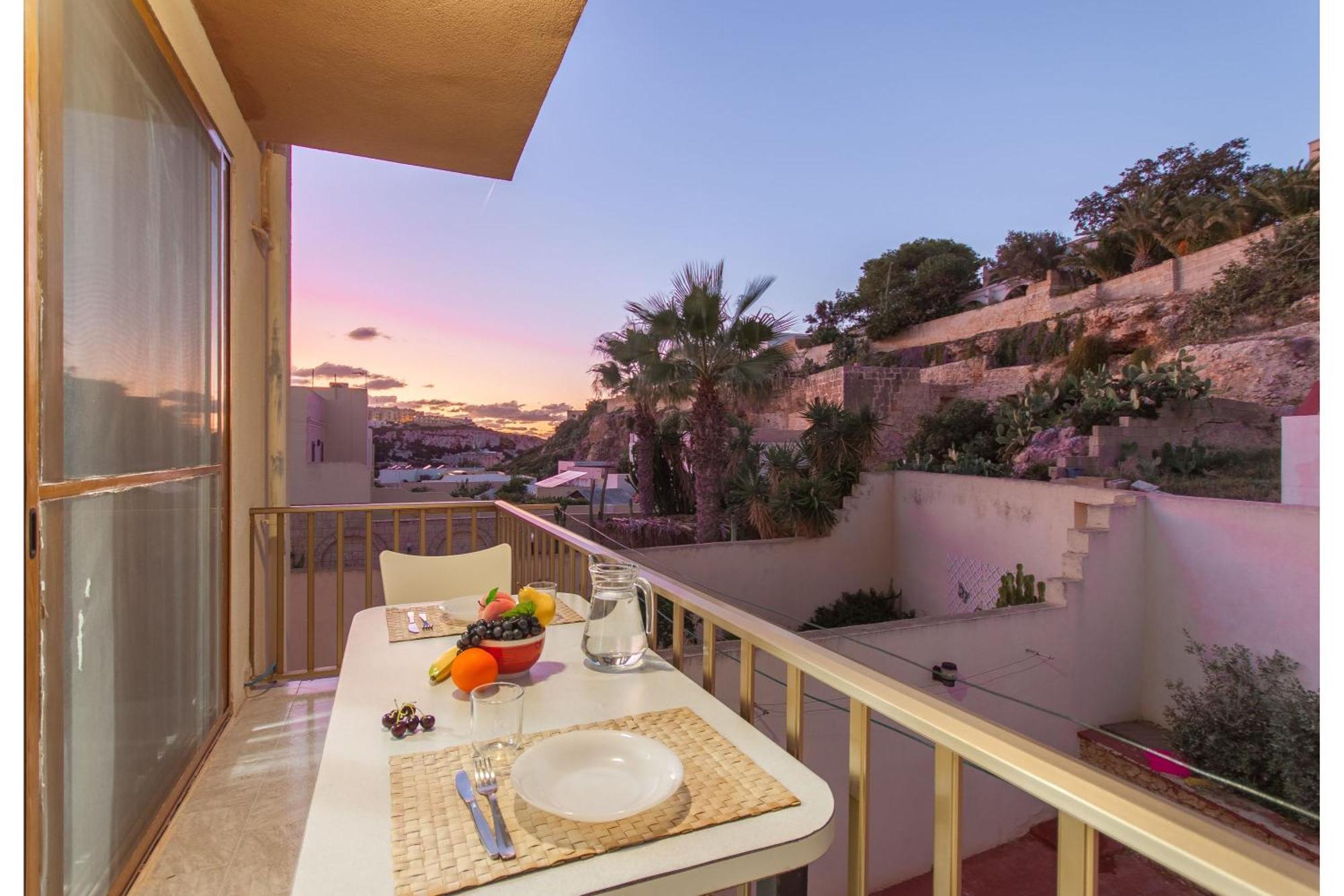 Pool & Sea Merill Apartments Mellieha Ngoại thất bức ảnh