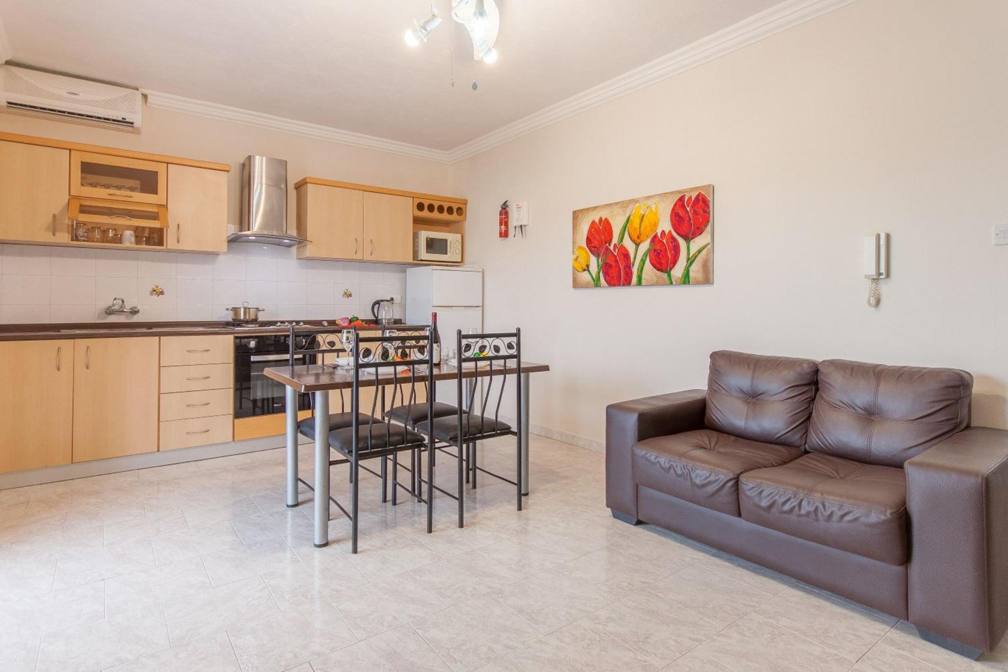 Pool & Sea Merill Apartments Mellieha Ngoại thất bức ảnh