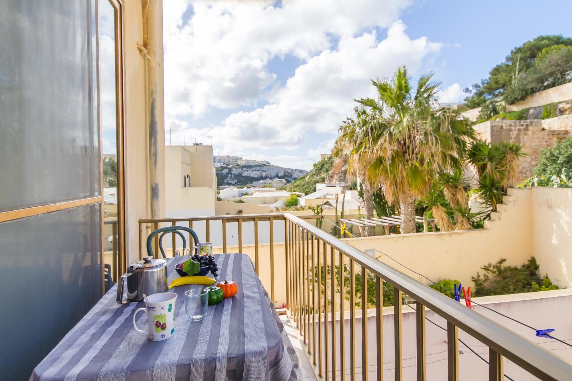Pool & Sea Merill Apartments Mellieha Ngoại thất bức ảnh