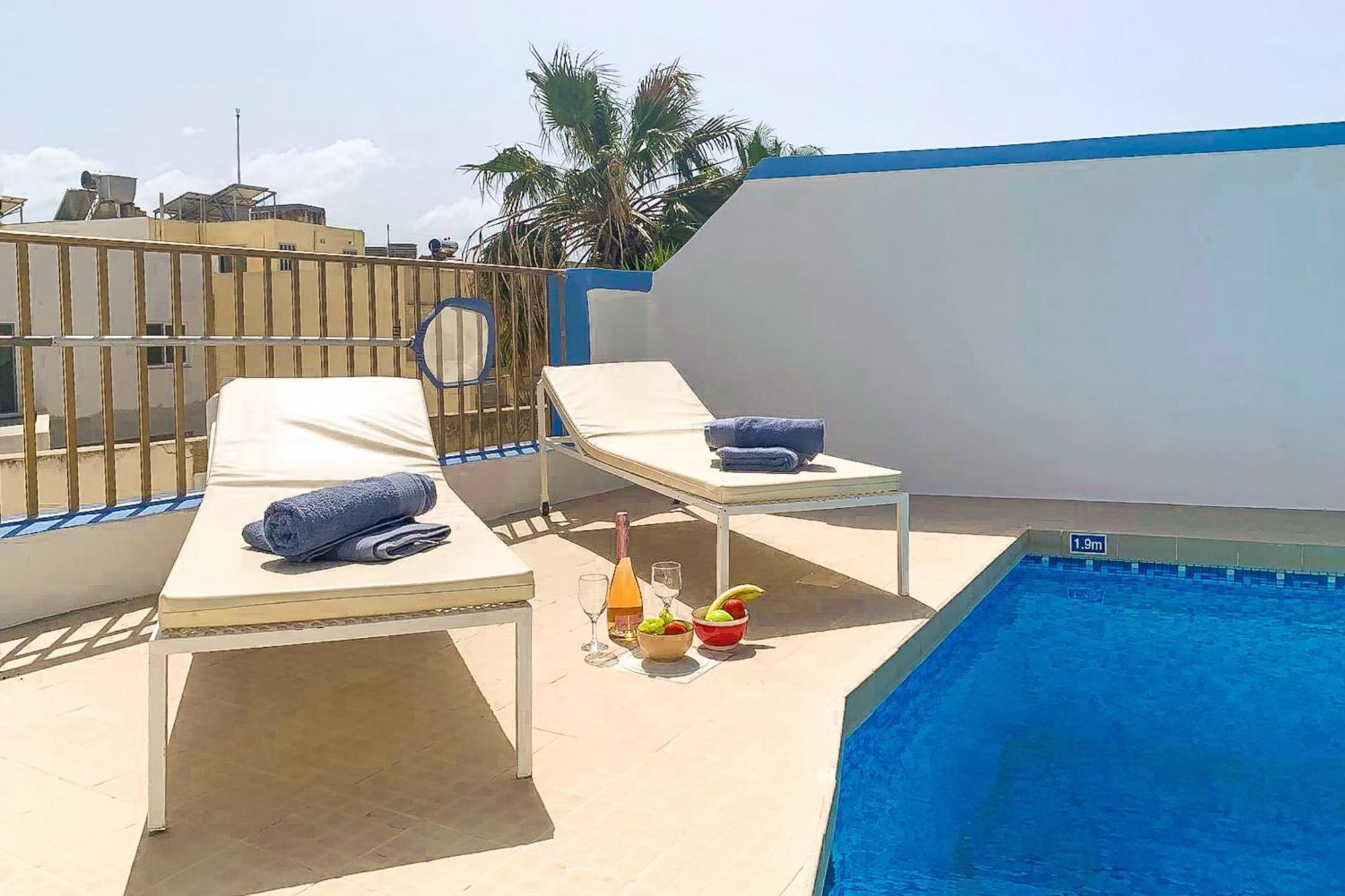 Pool & Sea Merill Apartments Mellieha Ngoại thất bức ảnh