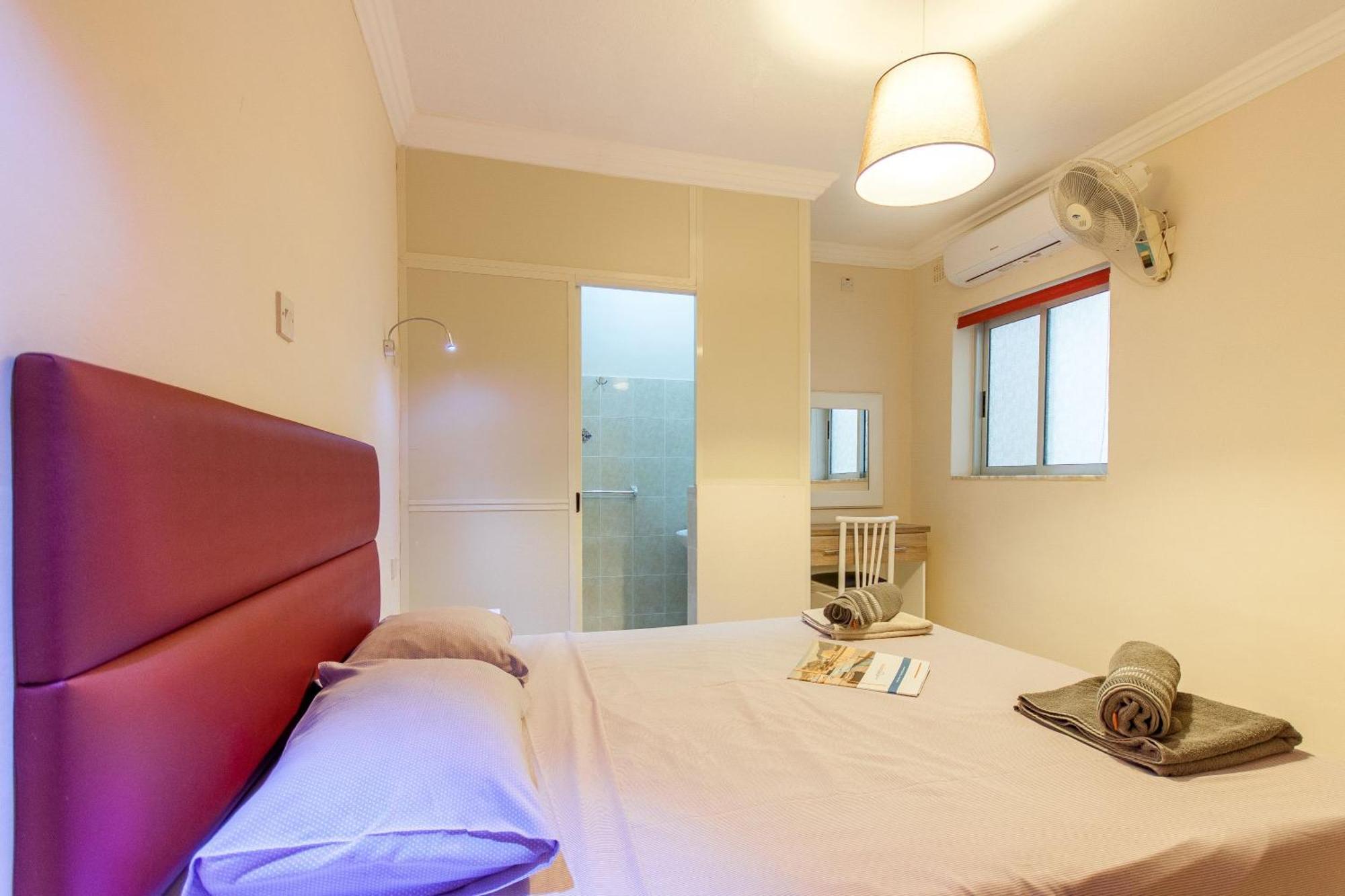 Pool & Sea Merill Apartments Mellieha Ngoại thất bức ảnh